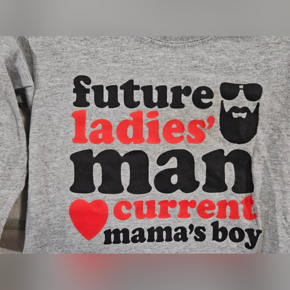 Boys Graphic " Future Ladies Man Current Mama;s Boy" Long Sleeve Tee Size 3T - Picture 3 of 4